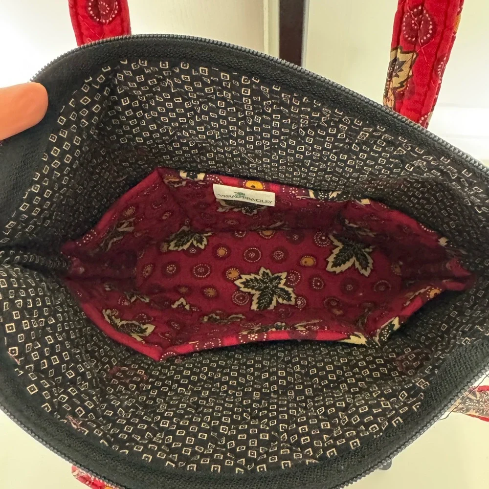 Retired Vera Bradley Provincial Red‎ Maple Leaf Villager Tote Bag And Wallet